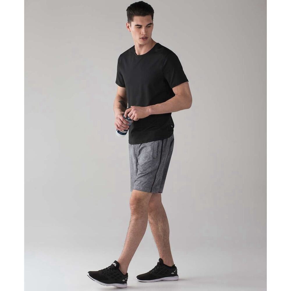 Lululemon Men’s Large Pace Break Short 9” Graphite Grey Swift Ultra Fabric Liner